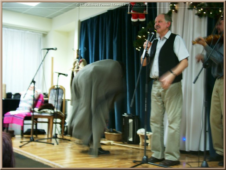 12120043.jpg