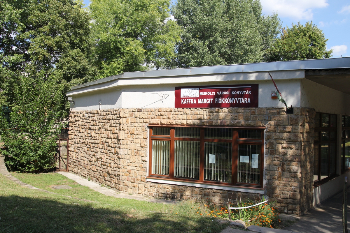 Kaffka Margit Library