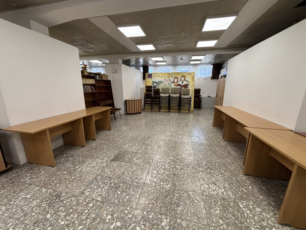 József Attila Könyvtár terem